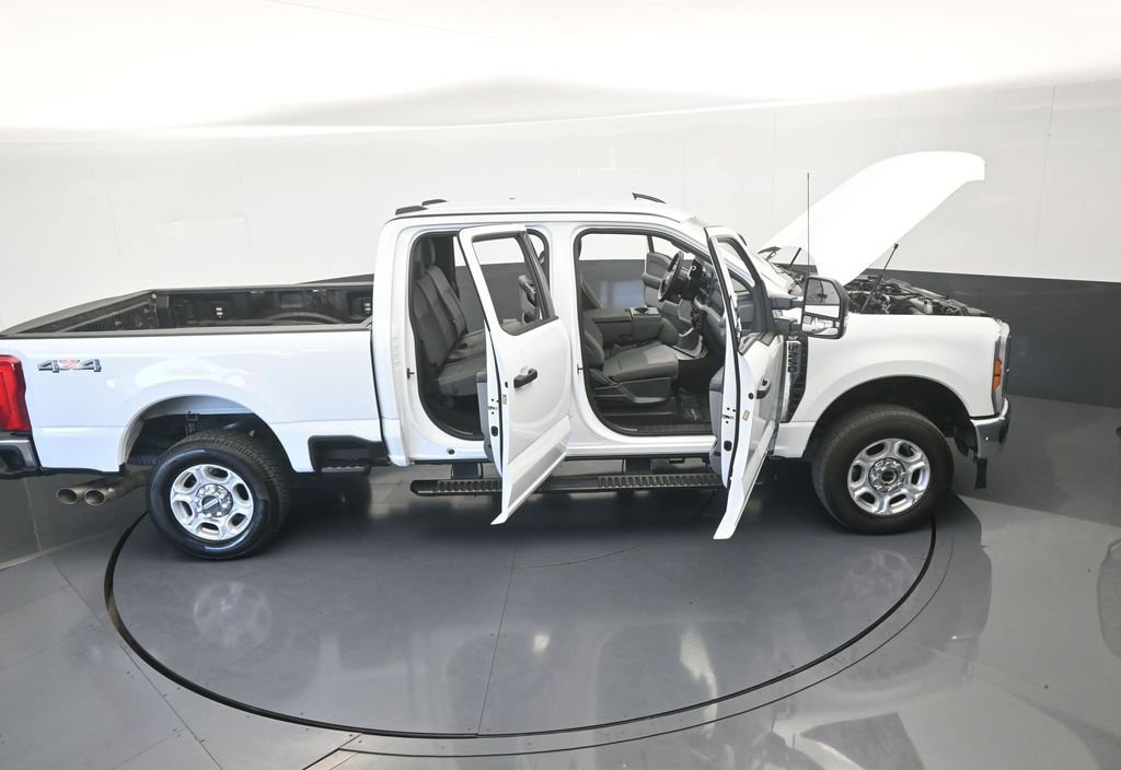 Used 2025 Ford F250 XLT image 73