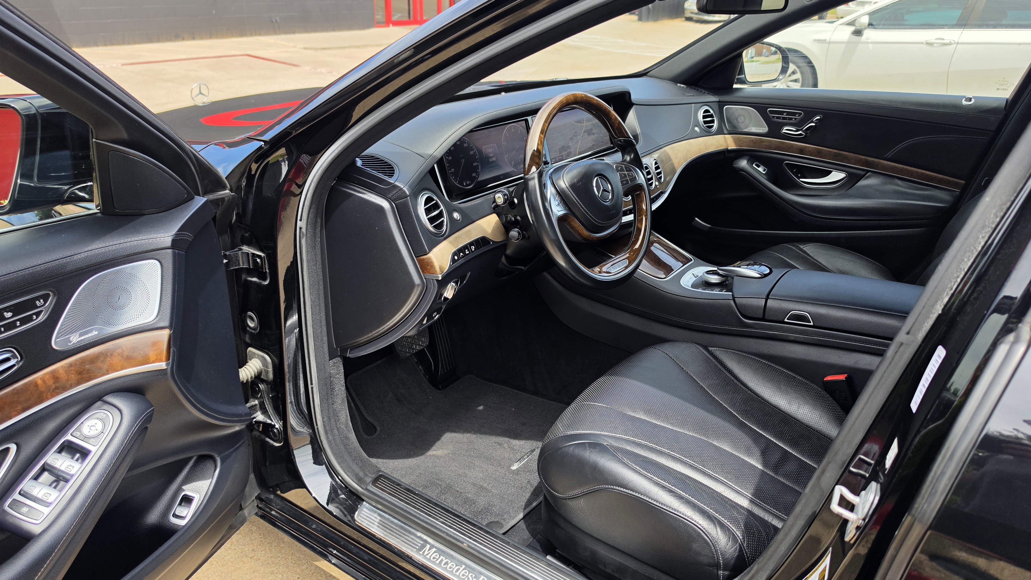 Used 2015 Mercedes-Benz S 550 Sedan image 23
