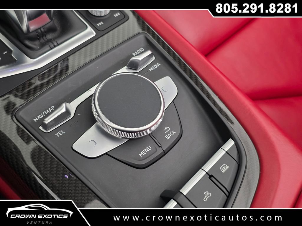 Used 2022 Audi R8 V10 w/ Carbon Exterior Package RWD image 29