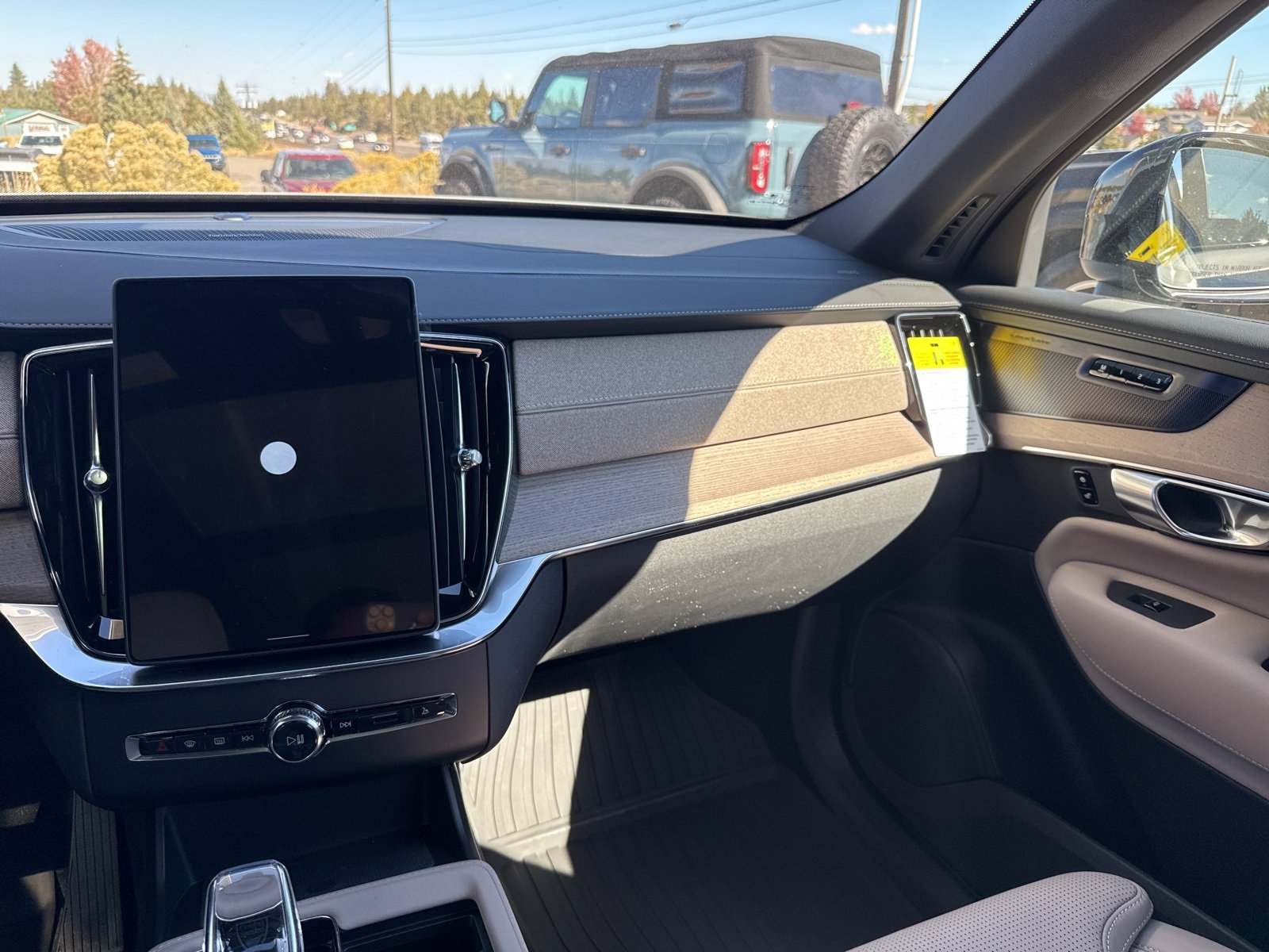 New 2026 Volvo XC90 B6 Ultra w/ Protection Package Premier image 20