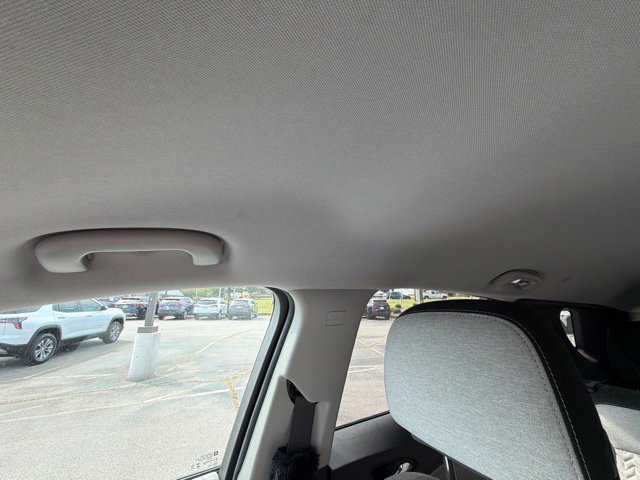 Used 2024 Chevrolet Equinox LT FWD image 41