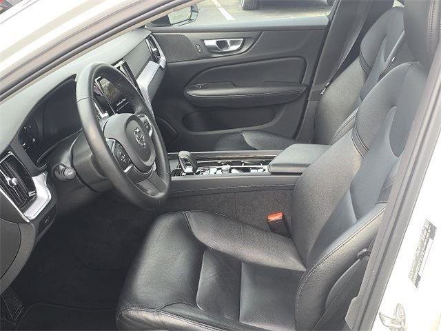 Used 2024 Volvo S60 B5 Core image 10