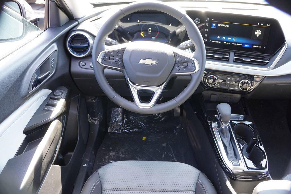New 2026 Chevrolet Trax LT w/ Driver Confidence Package image 12