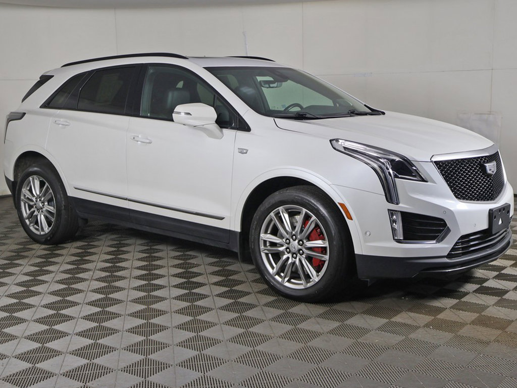 Used 2023 Cadillac XT5 Sportv w/ Technology Package AWD/4WD image 3