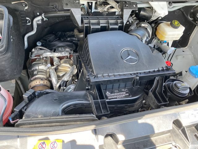 Used 2025 Mercedes-Benz Sprinter 2500 image 14