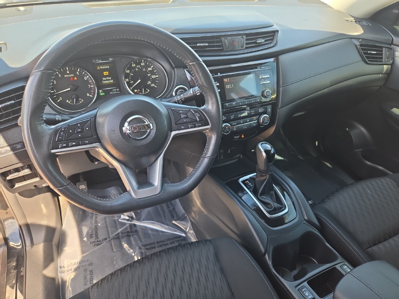 Used 2017 Nissan Rogue SV FWD image 15