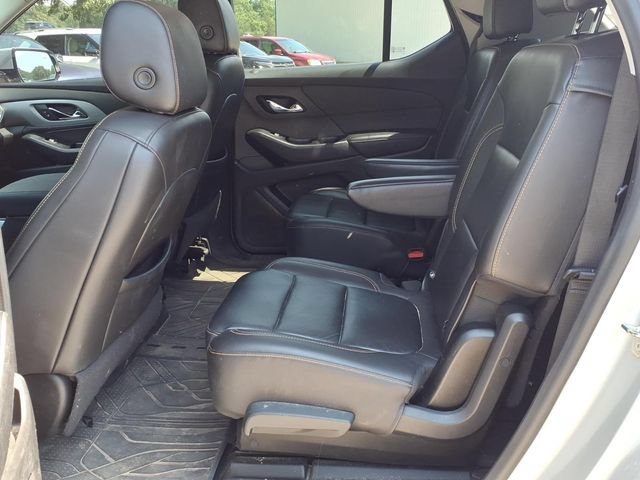 Used 2021 Chevrolet Traverse RS w/ LPO, Floor Liner Package AWD/4WD image 8