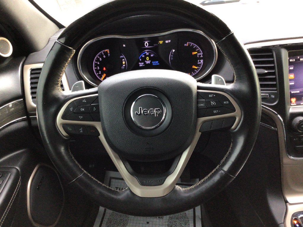 Used 2017 Jeep Grand Cherokee Overland AWD/4WD image 15