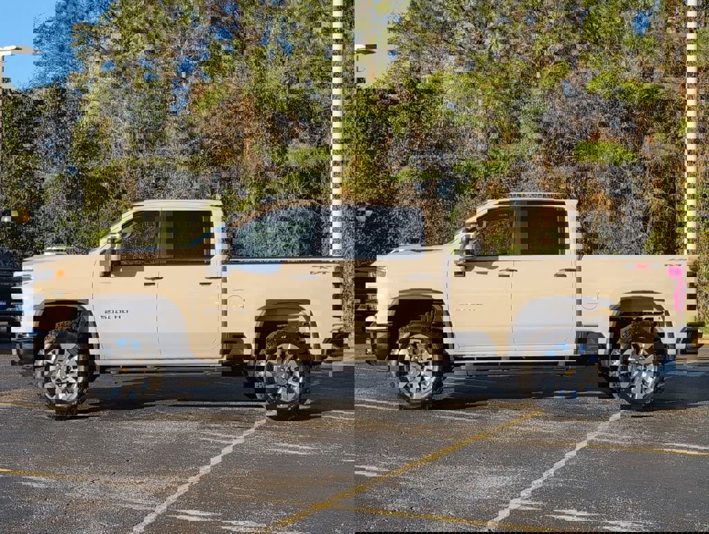 Certified 2026 Chevrolet Silverado 2500 Custom image 8