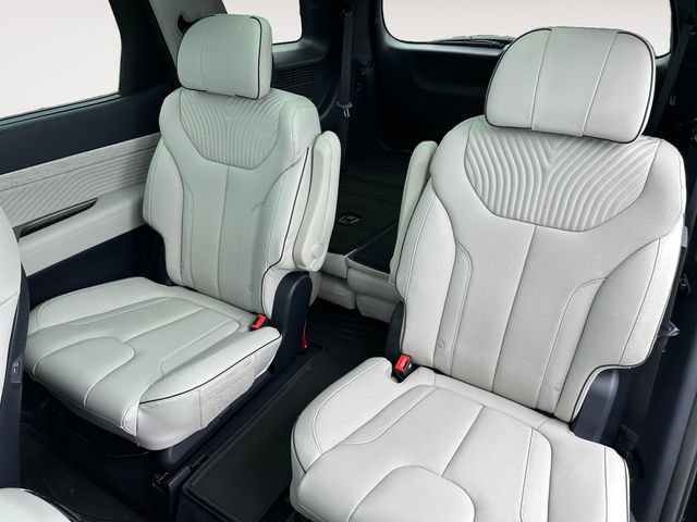 Used 2025 Hyundai Palisade Calligraphy AWD/4WD image 13