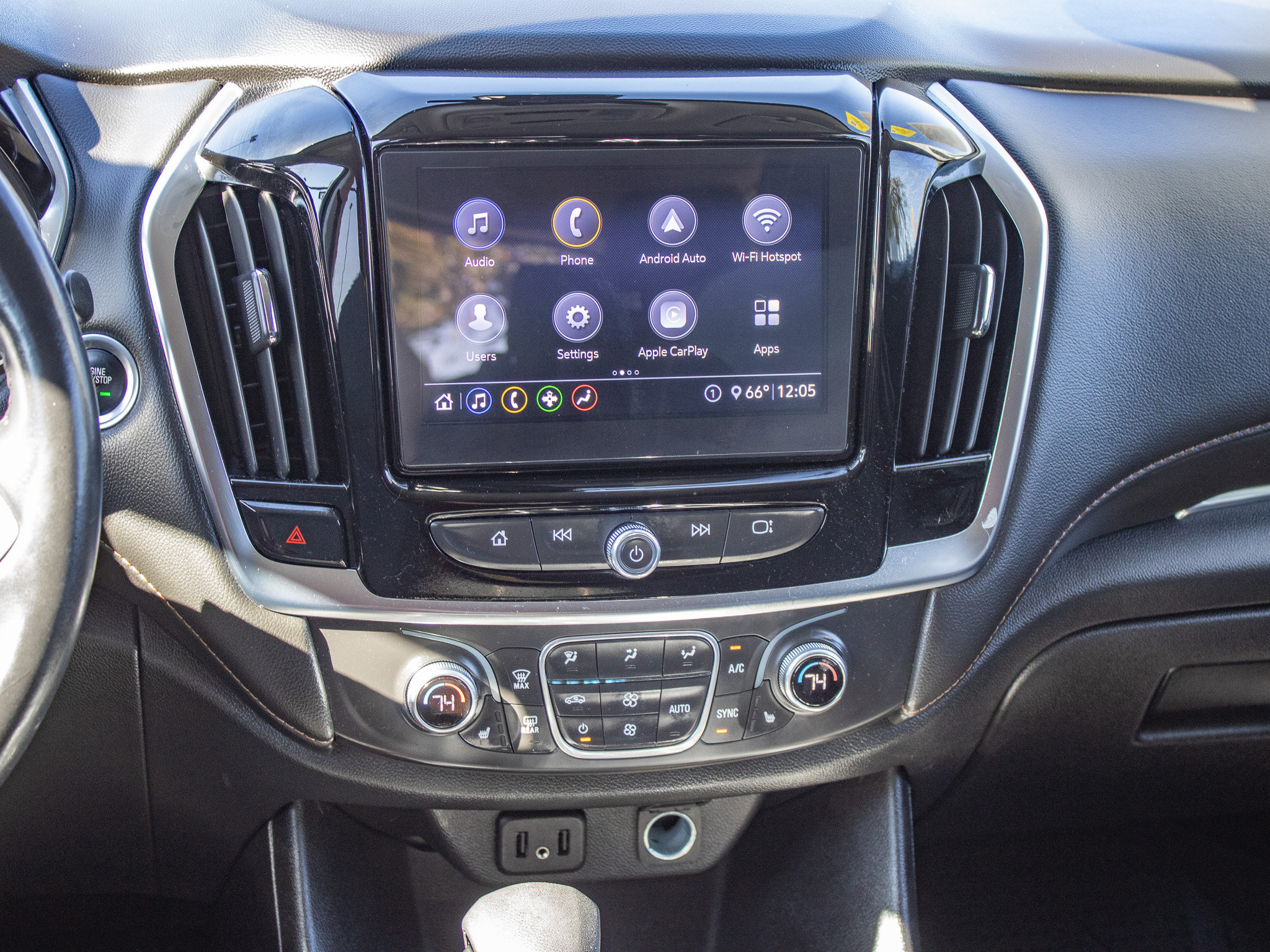 Used 2021 Chevrolet Traverse LT w/ LPO, Blackout Package AWD/4WD image 21