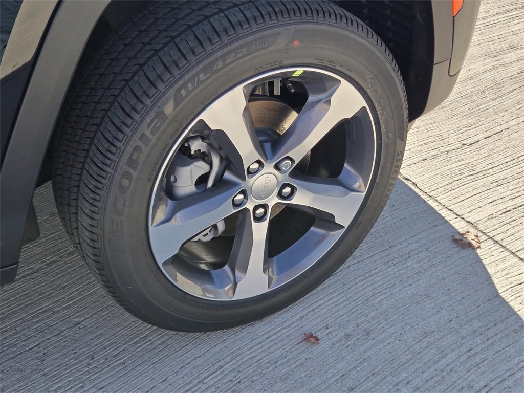 New 2025 Jeep Grand Cherokee Limited image 6