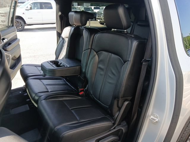 Used 2024 Jeep Wagoneer L Series II w/ Flexible Seating Group AWD/4WD image 22