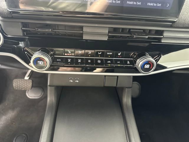 Used 2024 Honda Prologue EX image 23