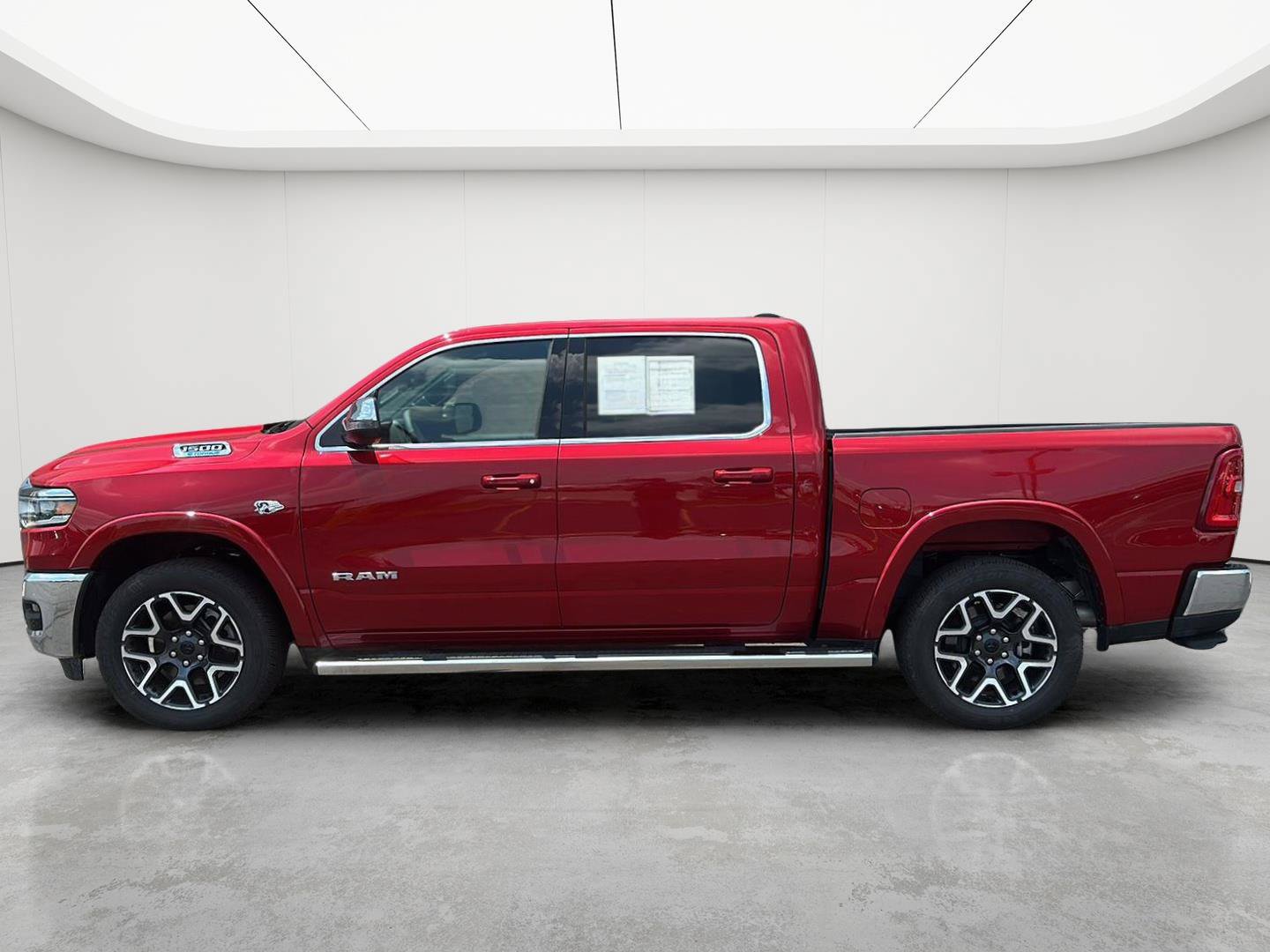 Used 2026 RAM 1500 Laramie w/ Chrome Appearance Group AWD/4WD image 35