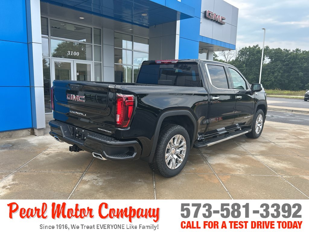 New 2026 GMC Sierra 1500 Denali w/ Technology Package AWD/4WD image 4