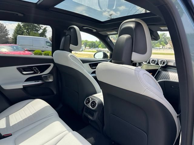 New 2026 Mercedes-Benz GLC 300 4MATIC image 18