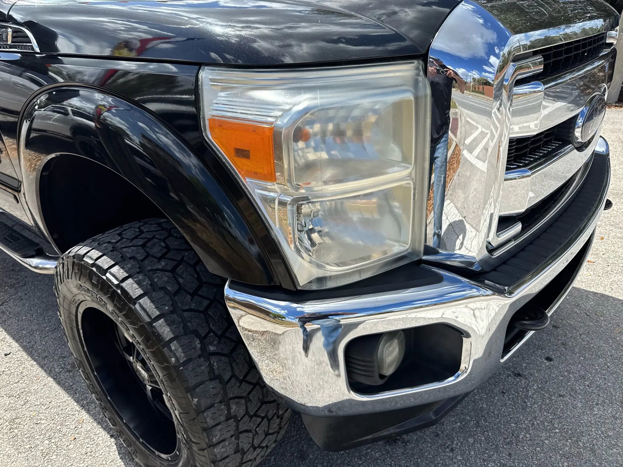 Used 2012 Ford F250 Lariat w/ Lariat Ultimate Pkg AWD/4WD image 3