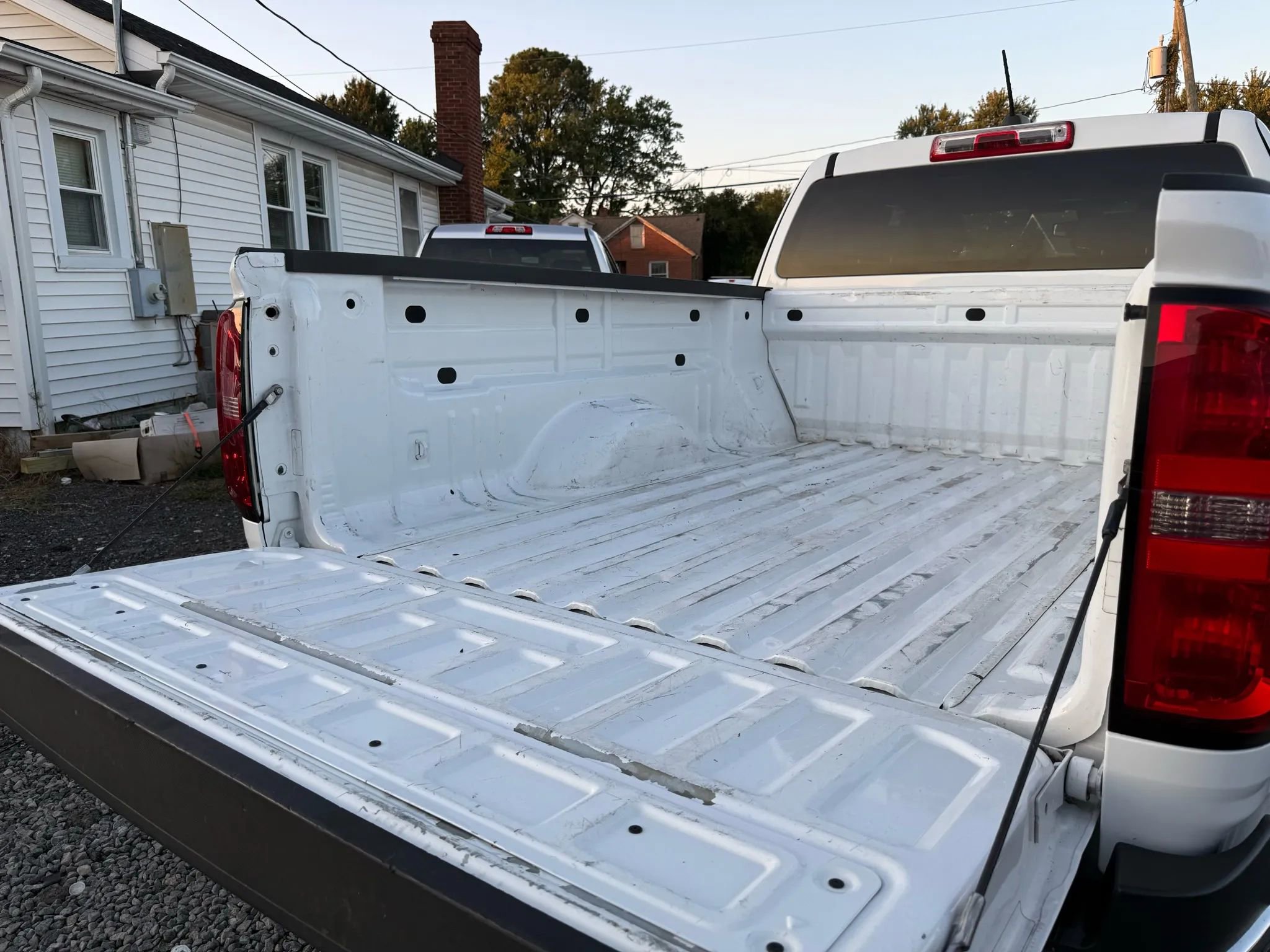 Used 2016 Chevrolet Colorado W/T image 10