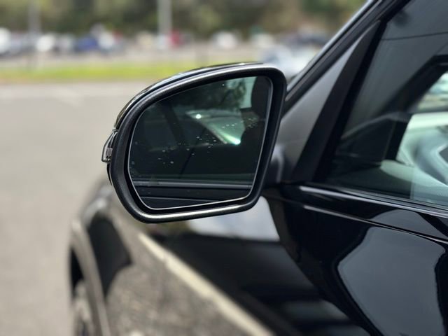 Used 2023 Mercedes-Benz GLC 300 4MATIC Coupe image 14