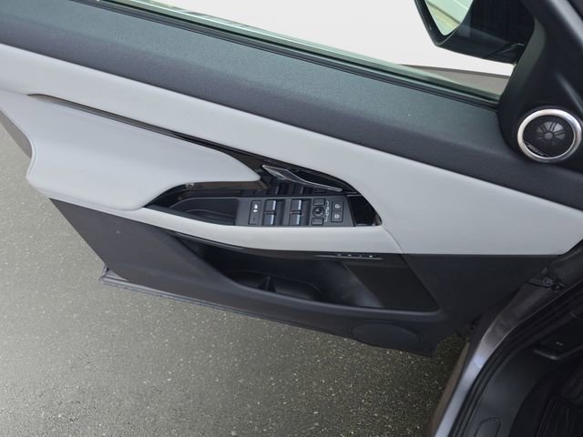 Certified 2025 Land Rover Range Rover Evoque S AWD/4WD image 30