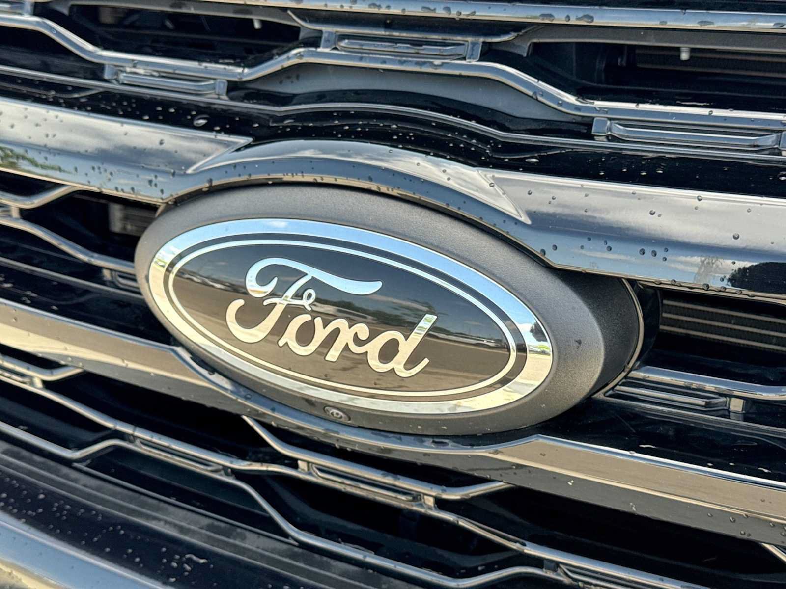 Used 2023 Ford Expedition Limited AWD/4WD image 11
