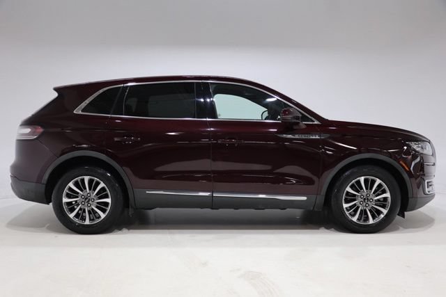 Used 2019 Lincoln Nautilus Select AWD/4WD image 9