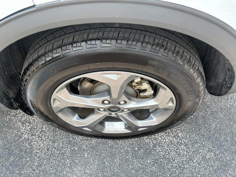 Used 2025 Ford Escape ST-Line FWD image 7