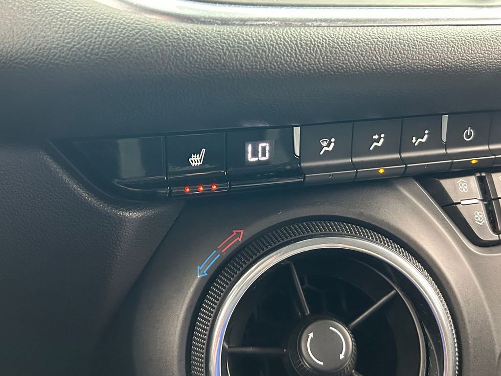 Used 2019 Chevrolet Blazer LT image 23