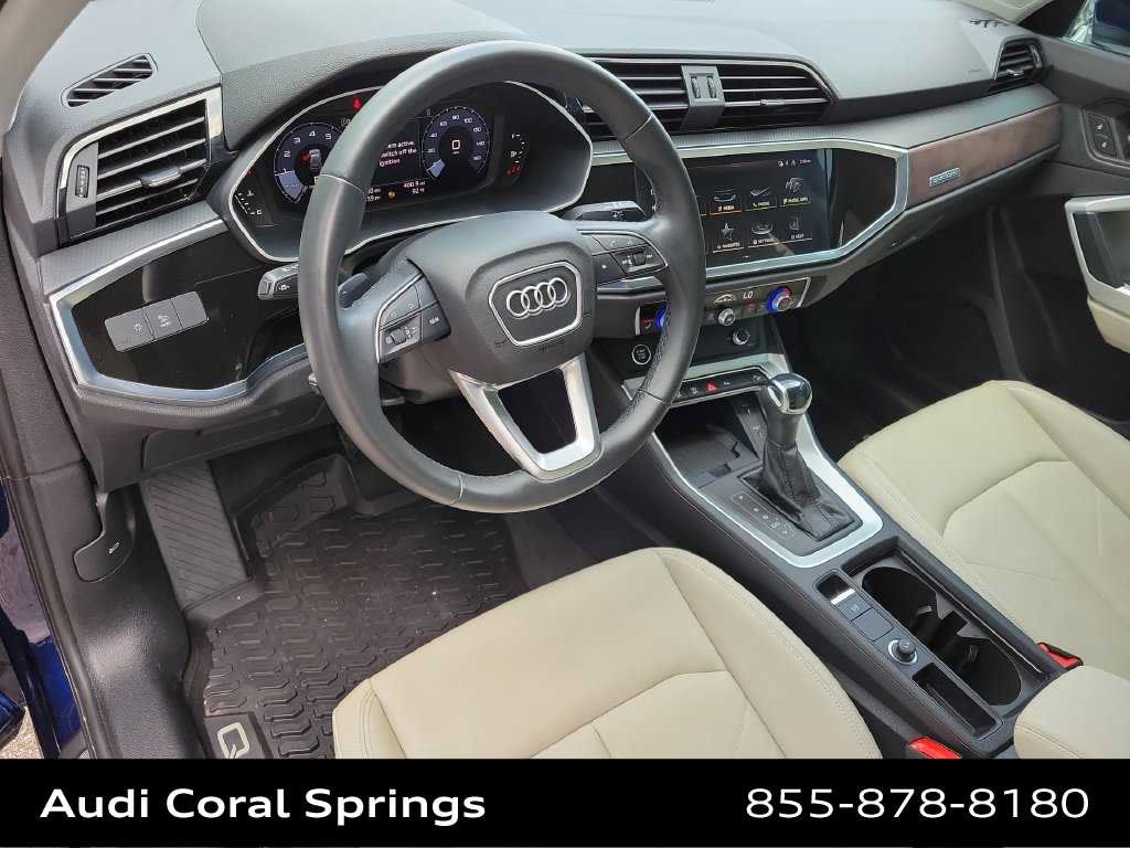 Certified 2024 Audi Q3 2.0T Premium w/ Convenience Package AWD/4WD image 10
