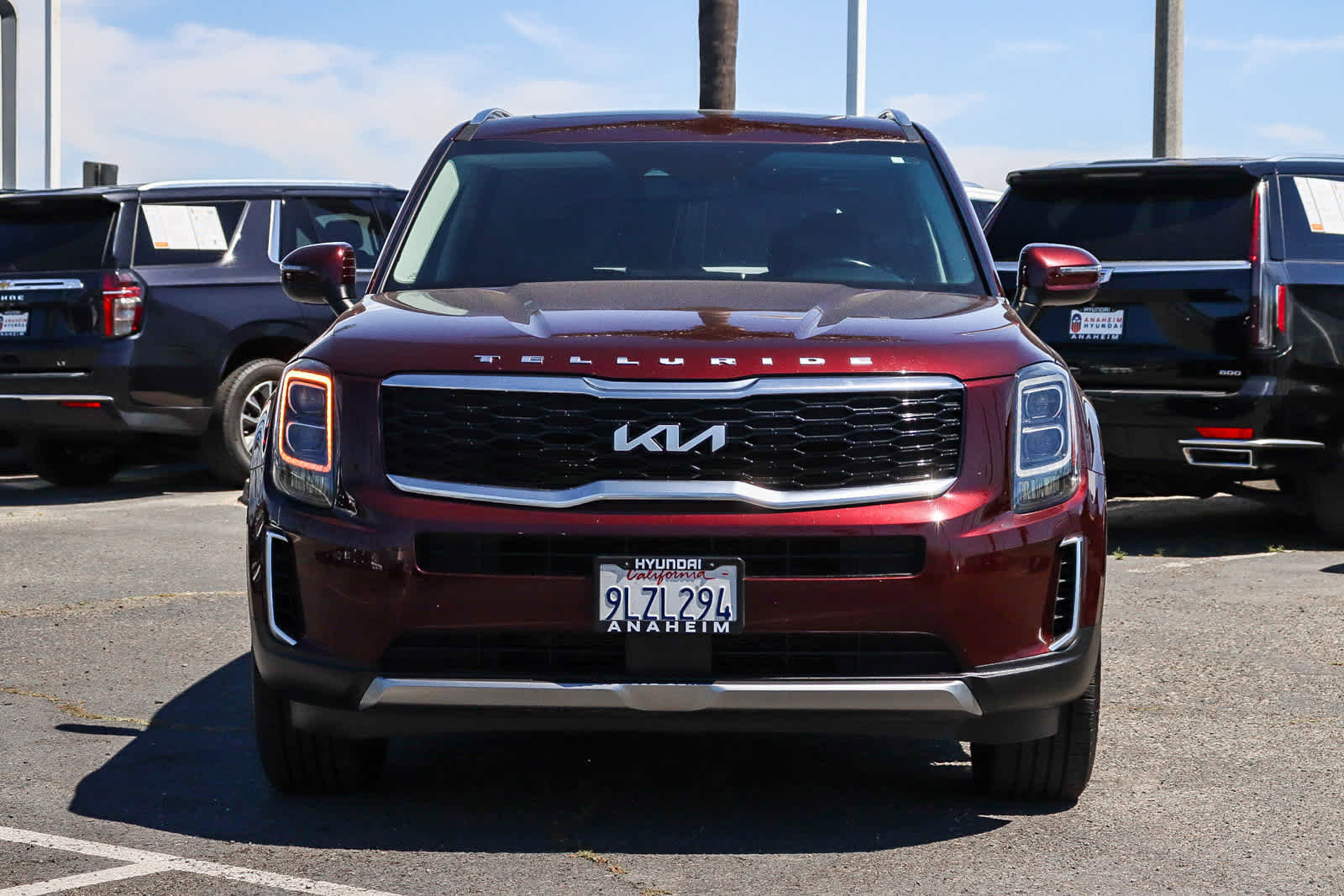 Used 2022 Kia Telluride EX w/ EX Premium Package image 2