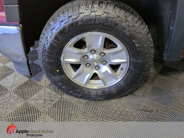 Used 2014 Chevrolet Silverado 1500 LT w/ LT Convenience Package AWD/4WD image 32