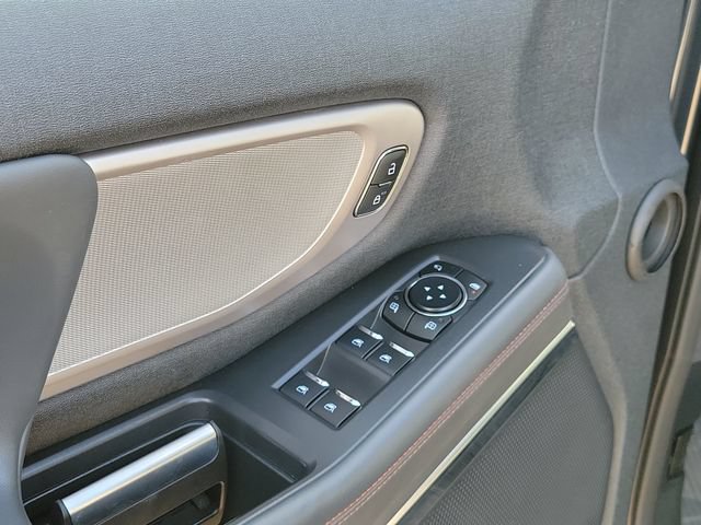 Certified 2025 Ford Expedition Active AWD/4WD image 19
