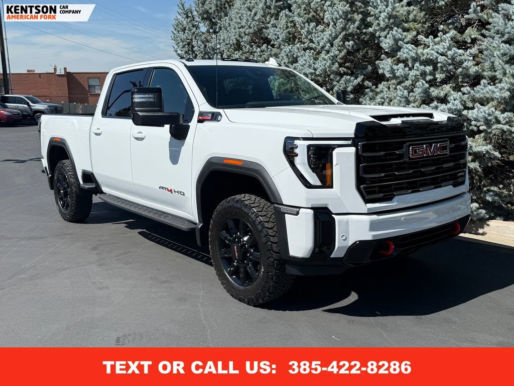 Used 2025 GMC Sierra 2500 AT4 image 13