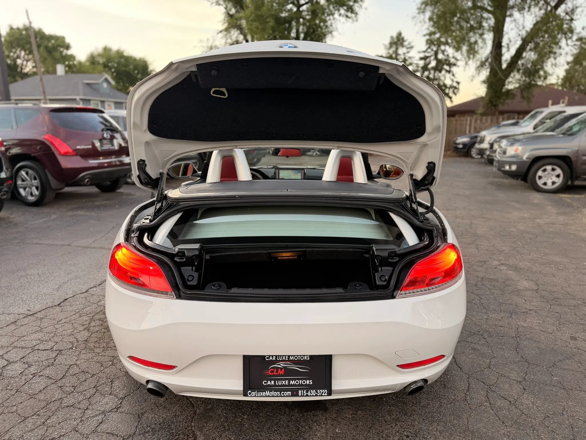 Used 2010 BMW Z4 sDrive35i RWD image 9