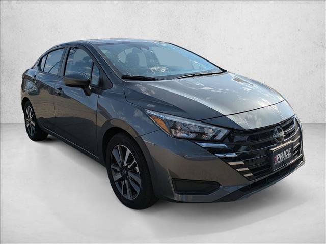 Used 2025 Nissan Versa SV FWD image 3