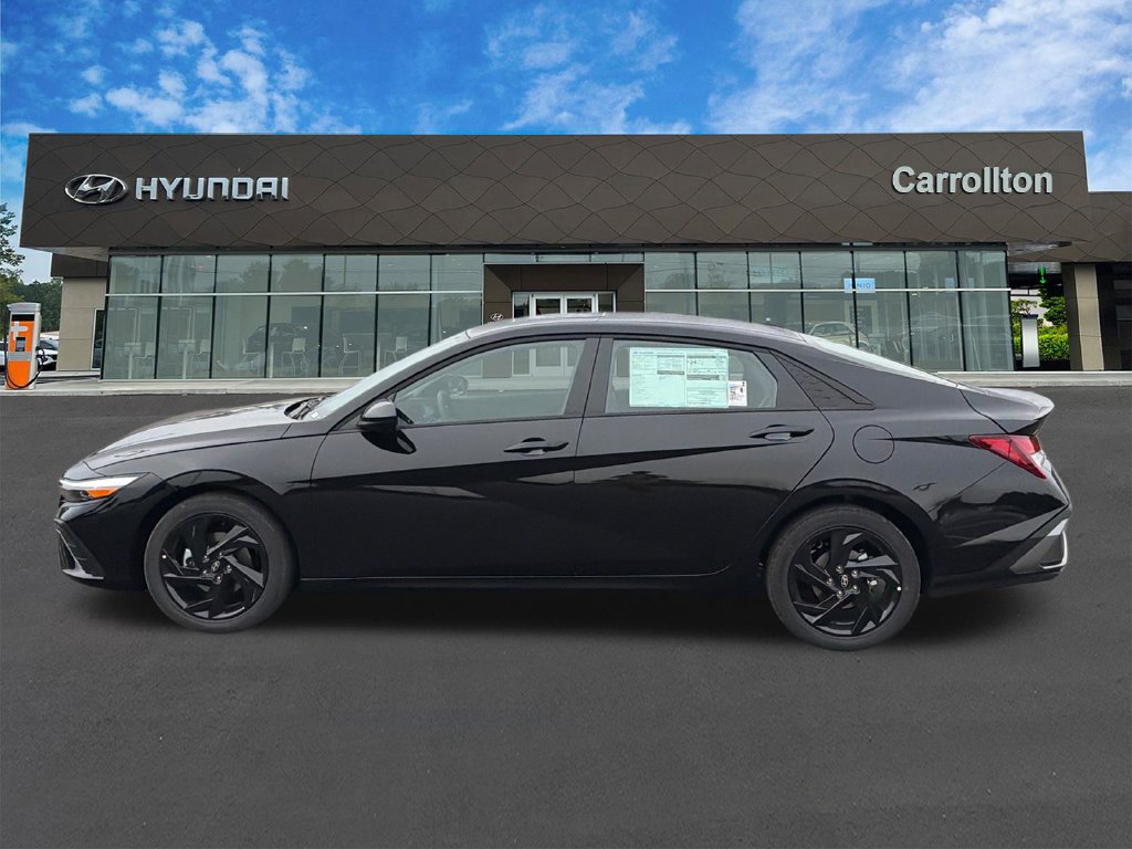 New 2026 Hyundai Elantra SEL Sport FWD image 9