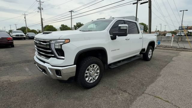 Certified 2024 Chevrolet Silverado 2500 LTZ w/ LTZ Convenience Package AWD/4WD image 4