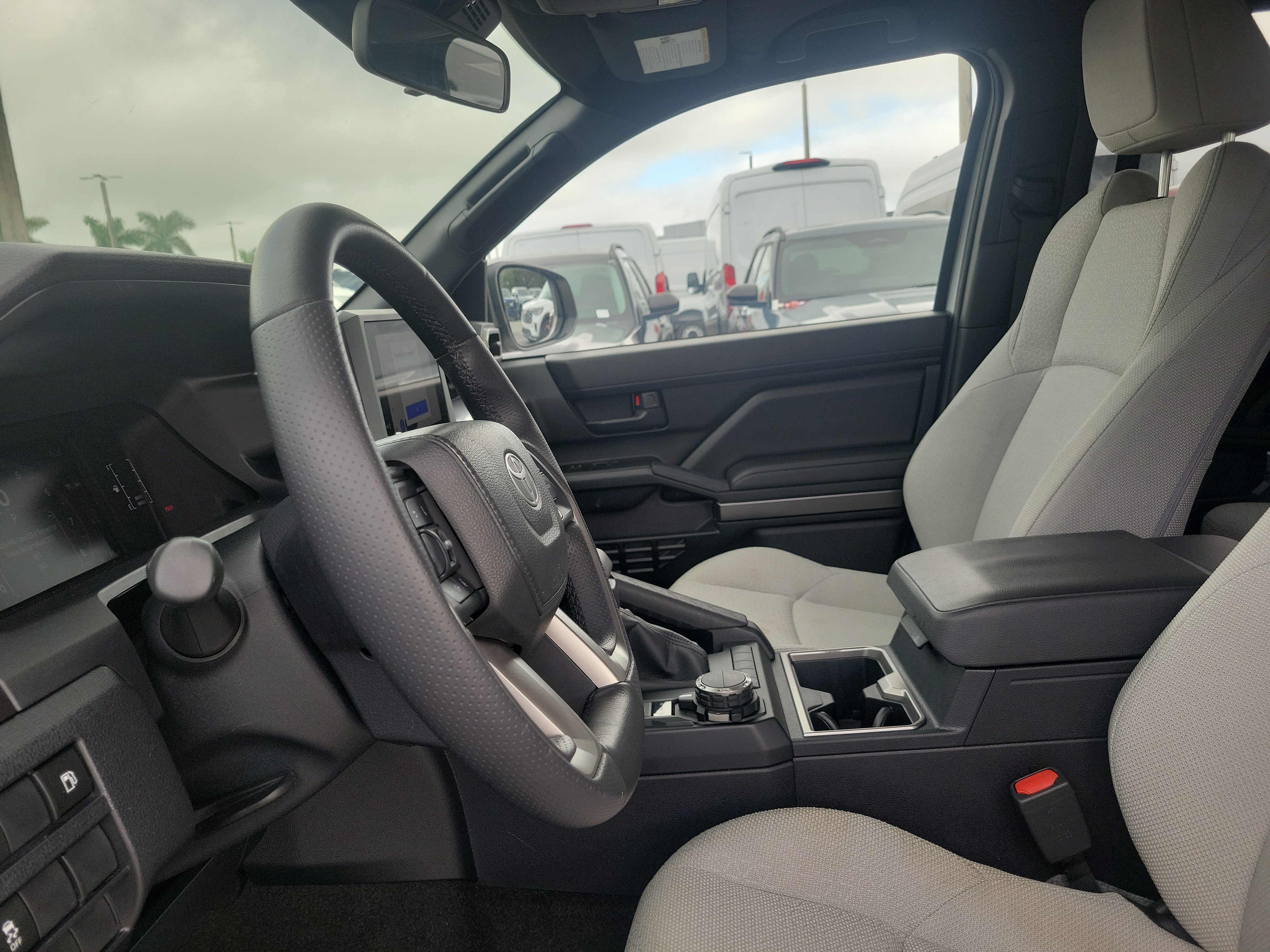 Used 2026 Toyota 4Runner SR5 AWD/4WD image 10