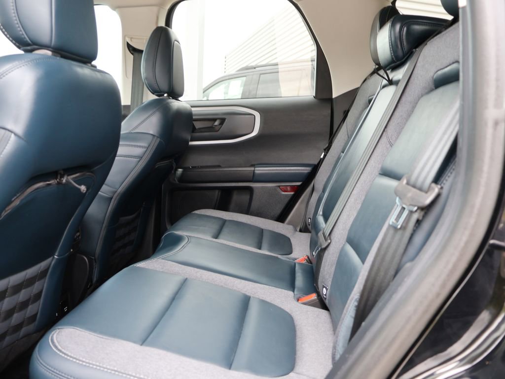 Used 2023 Ford Bronco Sport Outer Banks AWD/4WD image 17