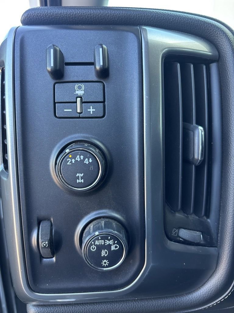 Used 2019 Chevrolet Silverado 3500 LTZ w/ Duramax Plus Package AWD/4WD image 15