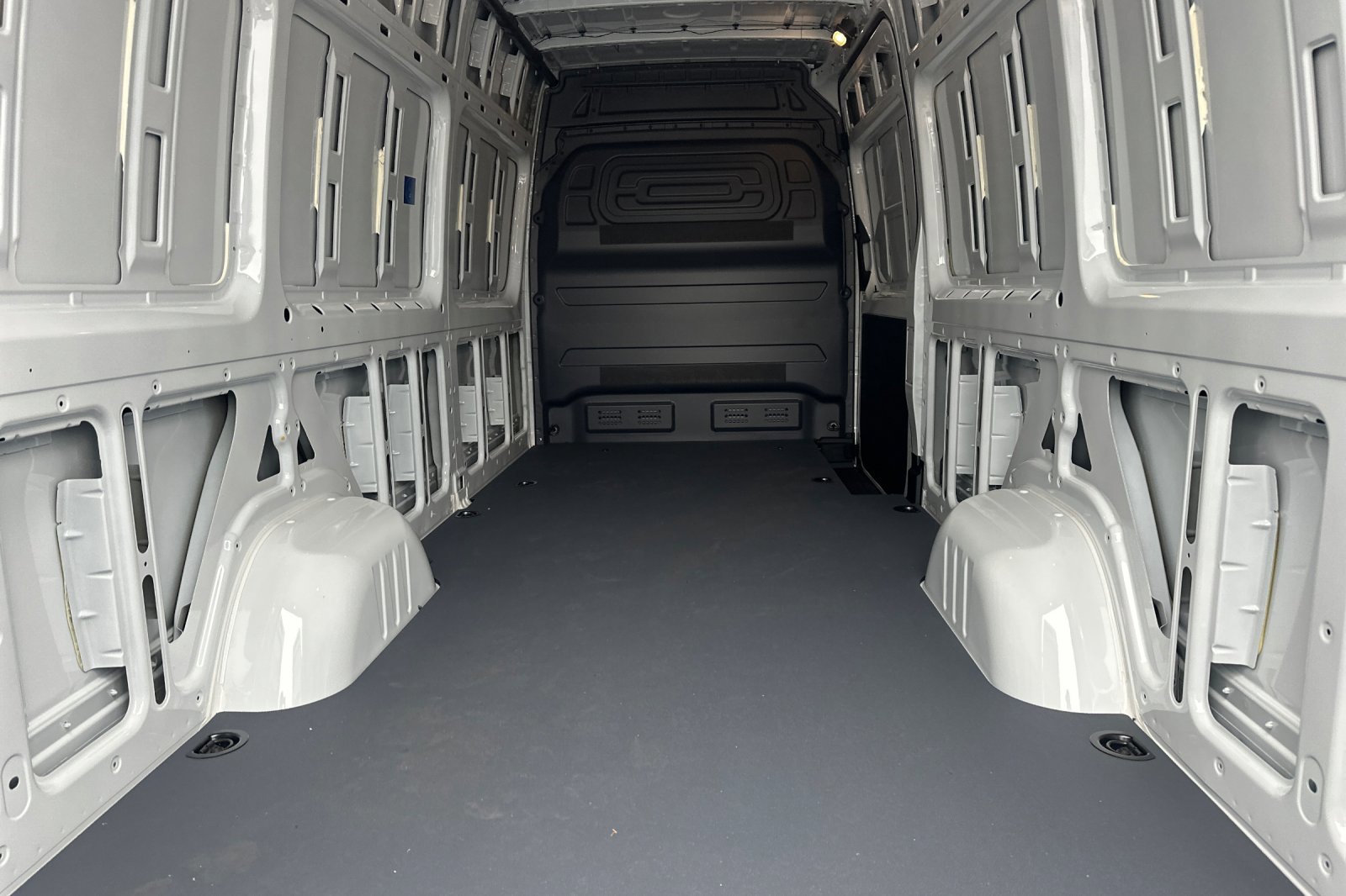 New 2024 Mercedes-Benz eSprinter 170 Cargo image 14