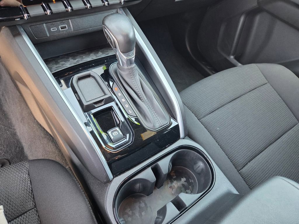 Certified 2024 Chevrolet Colorado LT w/ LT Convenience Package image 25