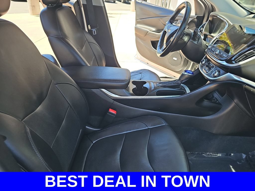 Used 2018 Chevrolet Volt Premier w/ Driver Confidence Package FWD image 10