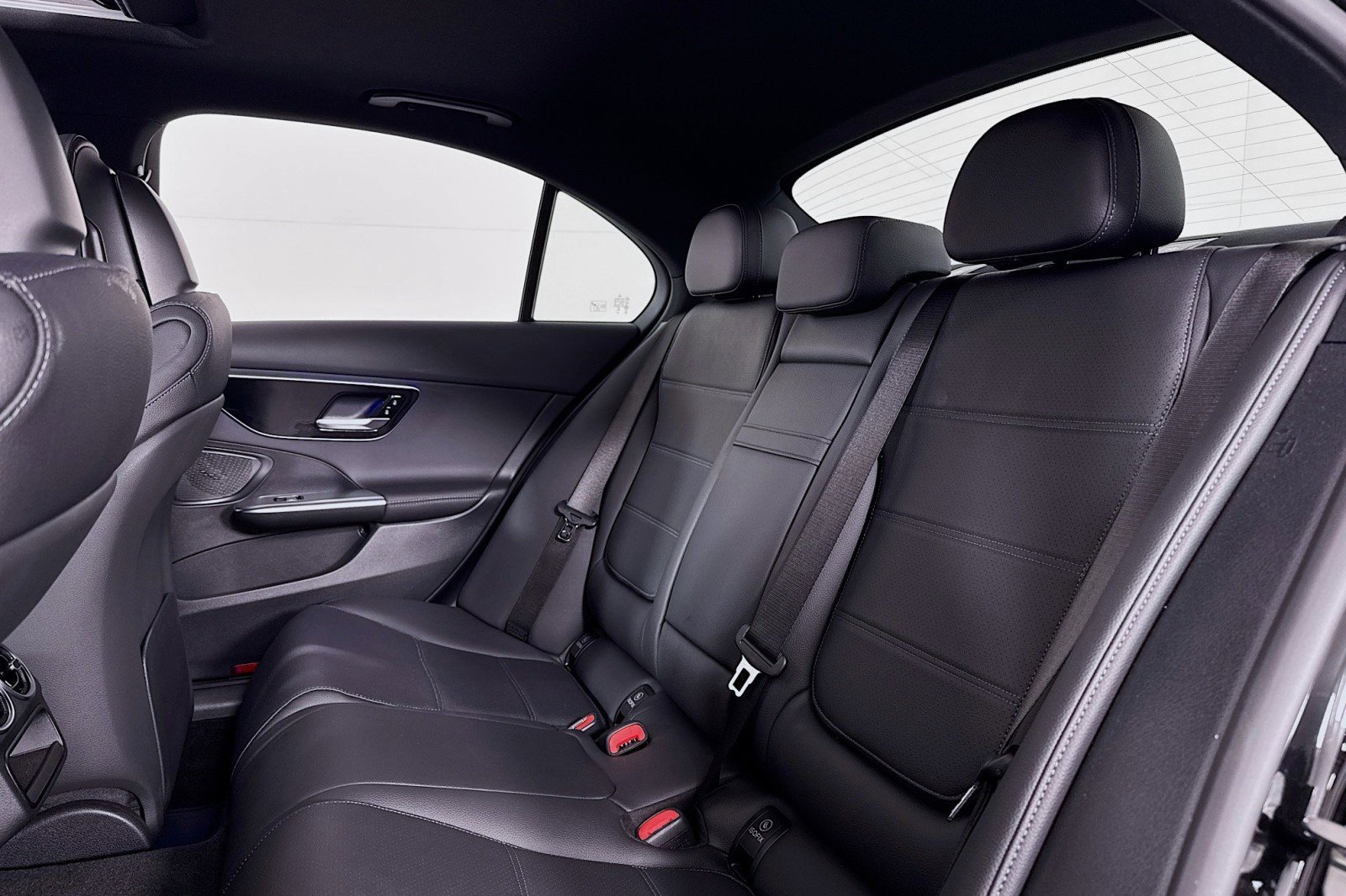 Certified 2025 Mercedes-Benz C 300 Sedan image 8