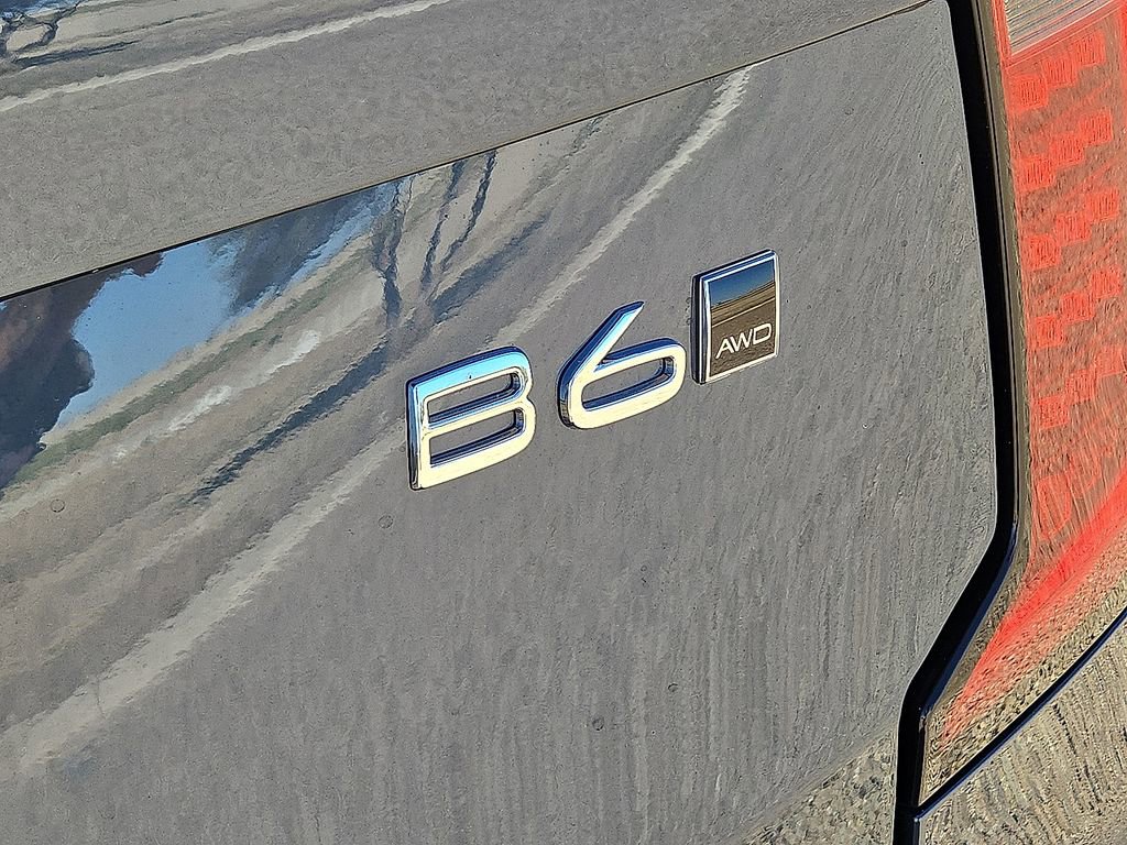 New 2026 Volvo XC90 B6 Plus w/ Protection Package Premier AWD/4WD image 12