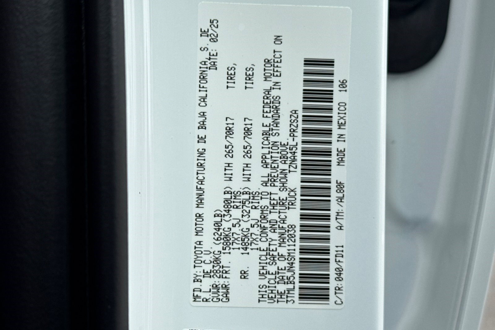 Used 2025 Toyota Tacoma TRD Off-Road image 40