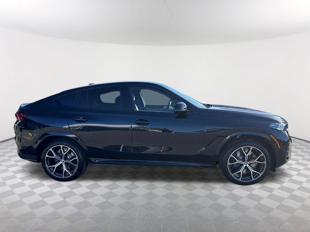 New 2026 BMW X6 M60i image 4
