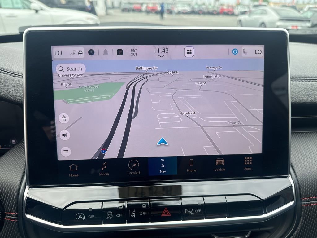 Certified 2025 Jeep Compass Trailhawk w/ Trailhawk Elite Group image 24