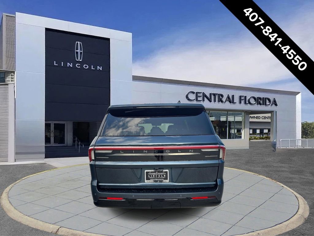 New 2026 Lincoln Navigator Reserve AWD/4WD image 4